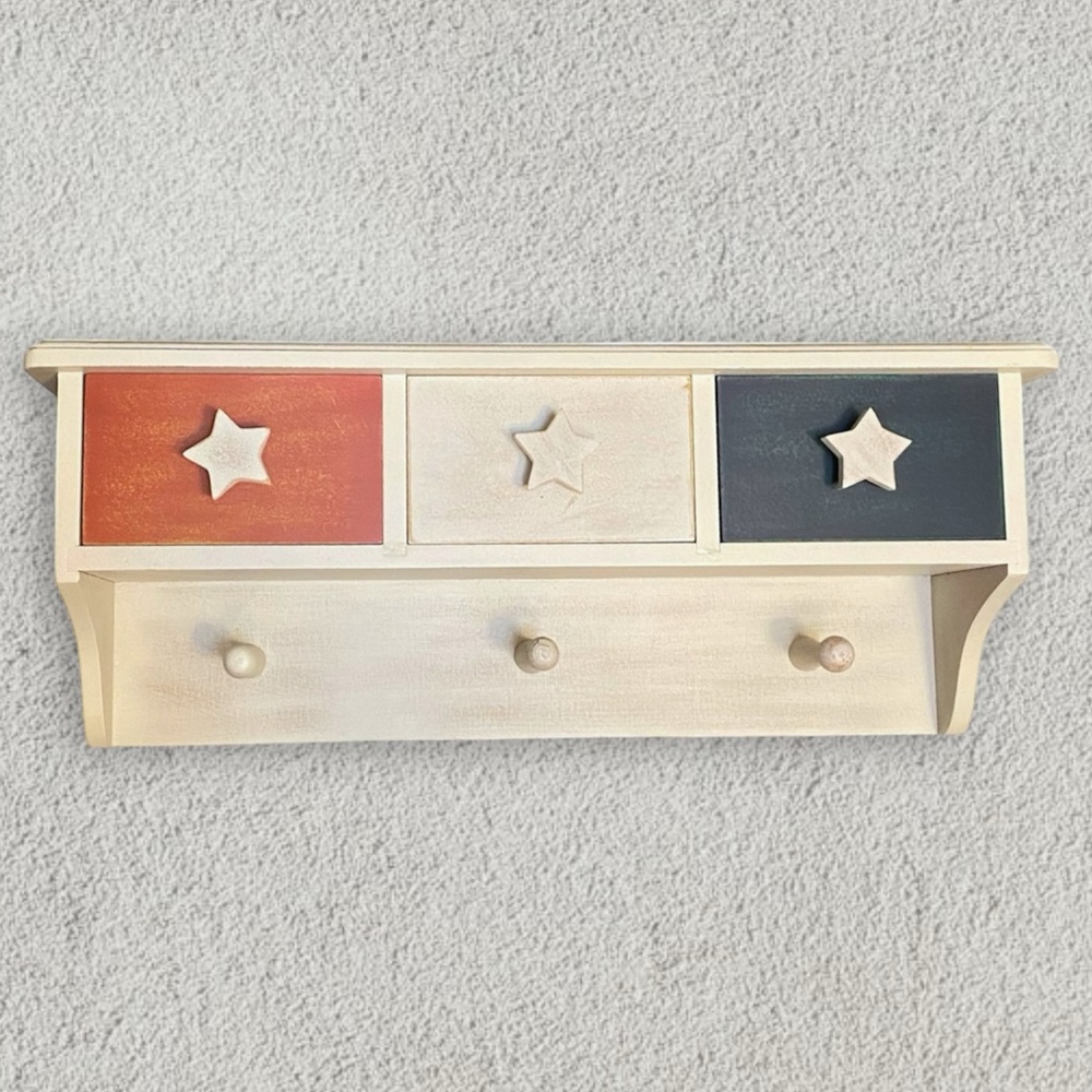 Shelf, three drawers, hooks